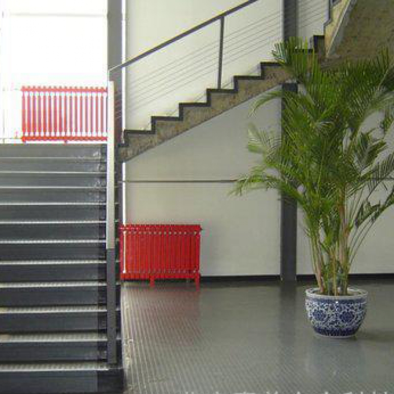 南京化工园办公楼橡胶地面